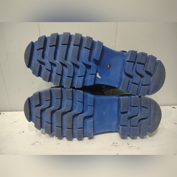 Manolita Demain Tratorada Preta Platform Sandals Black Leather Blue Sole Size 37 - Picture 8 of 9